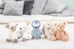 Steiff Hoppie Hase 18 cm hellgrau, Plüschtier Hase mit Schlappohren, Soft Cuddly Friends, flauschiges Stofftieuscheln – Bild 6