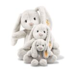 Steiff Hoppie Hase 18 cm hellgrau, Plüschtier Hase mit Schlappohren, Soft Cuddly Friends, flauschiges Stofftieuscheln – Bild 5